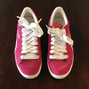 Puma Suede Classic Sneakers Size 8.5
